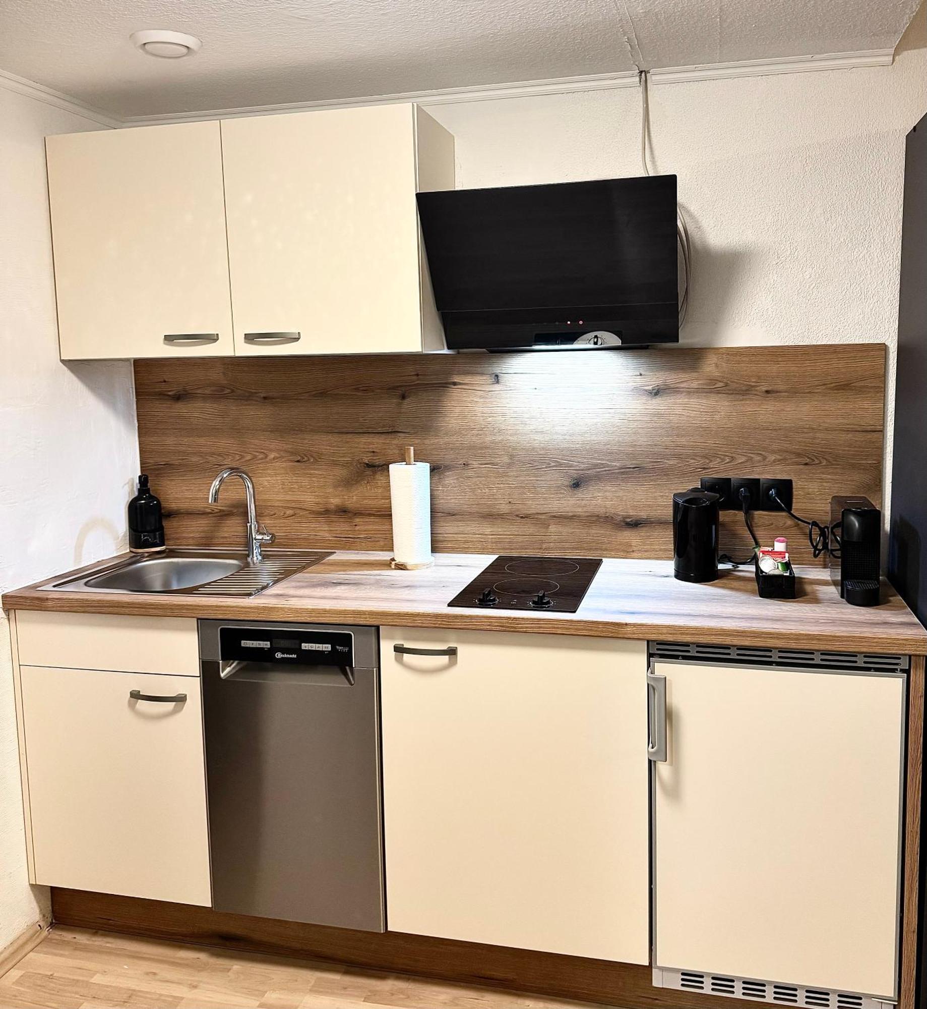 Apartment Am Ossiachersee Mit Eigenem Seezugang Landskron Buitenkant foto